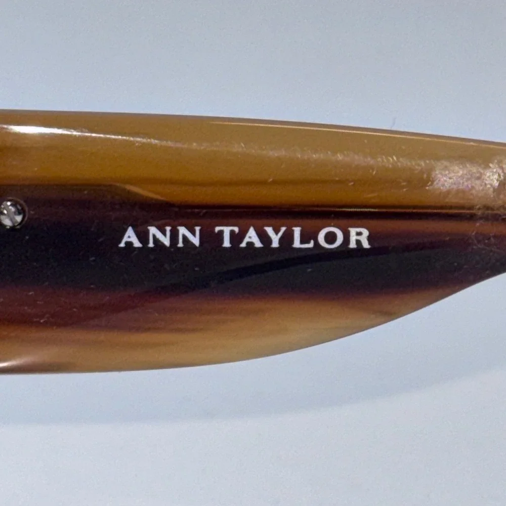 Ann Taylor Sunglasses Women One Size Brown Striped Oval Gradient 139733-7133